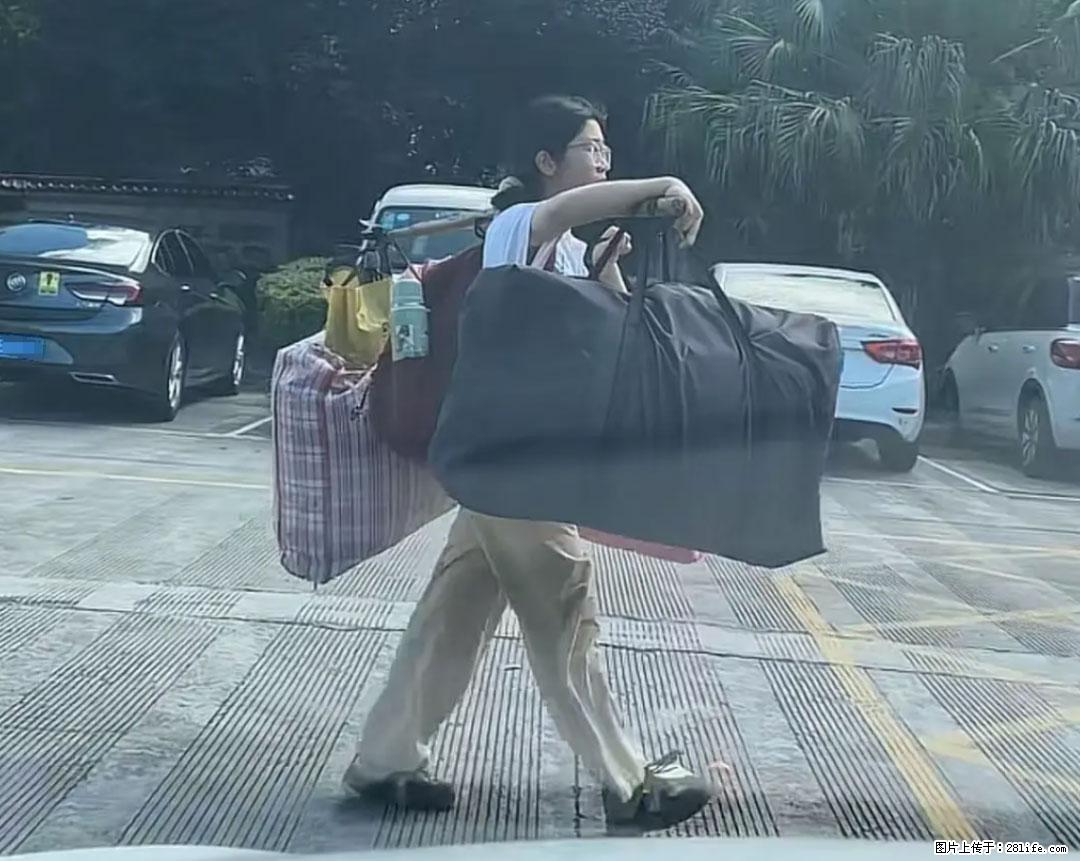 全网追的“扁担女孩”，找了一份暑假工，时薪12元 - 本溪生活资讯 - 本溪28生活网 benxi.28life.net